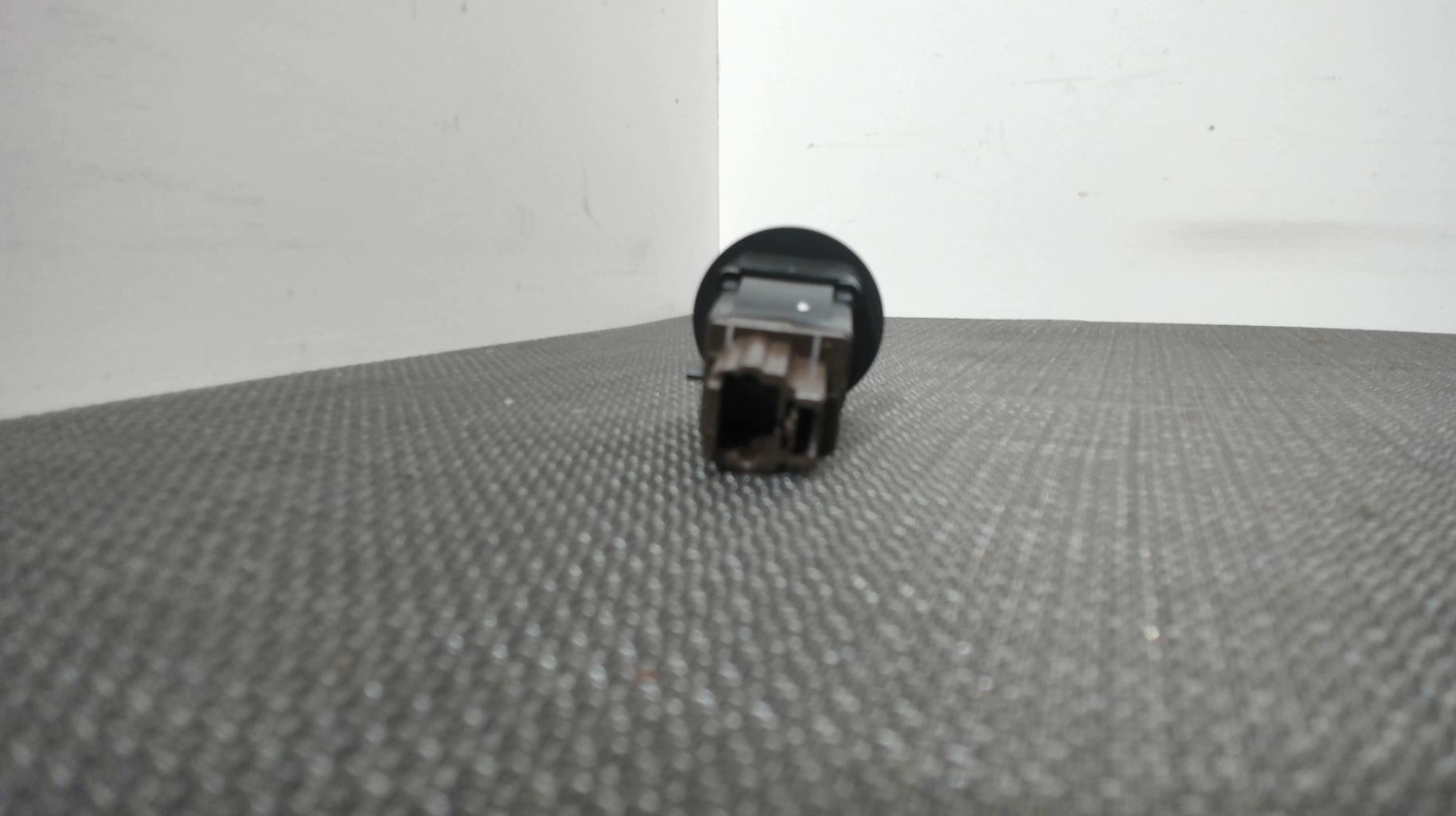 Image Commande de condamnation air bag - RENAULT CLIO 4
