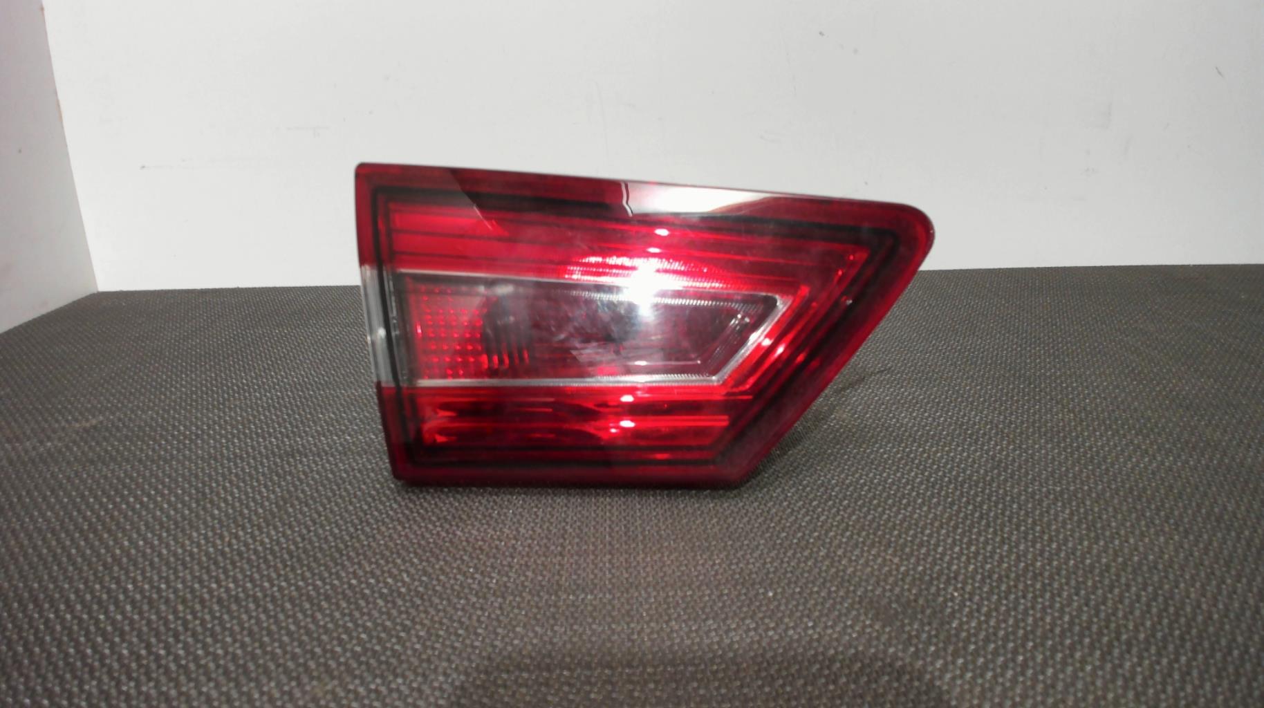 Feu arriere secondaire gauche (feux) RENAULT CLIO 4 PHASE 1 Diesel - 1