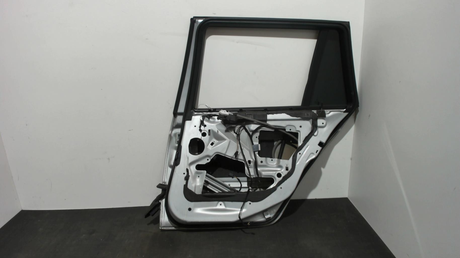 Image Porte arriere droit - BMW SERIE 3 E46
