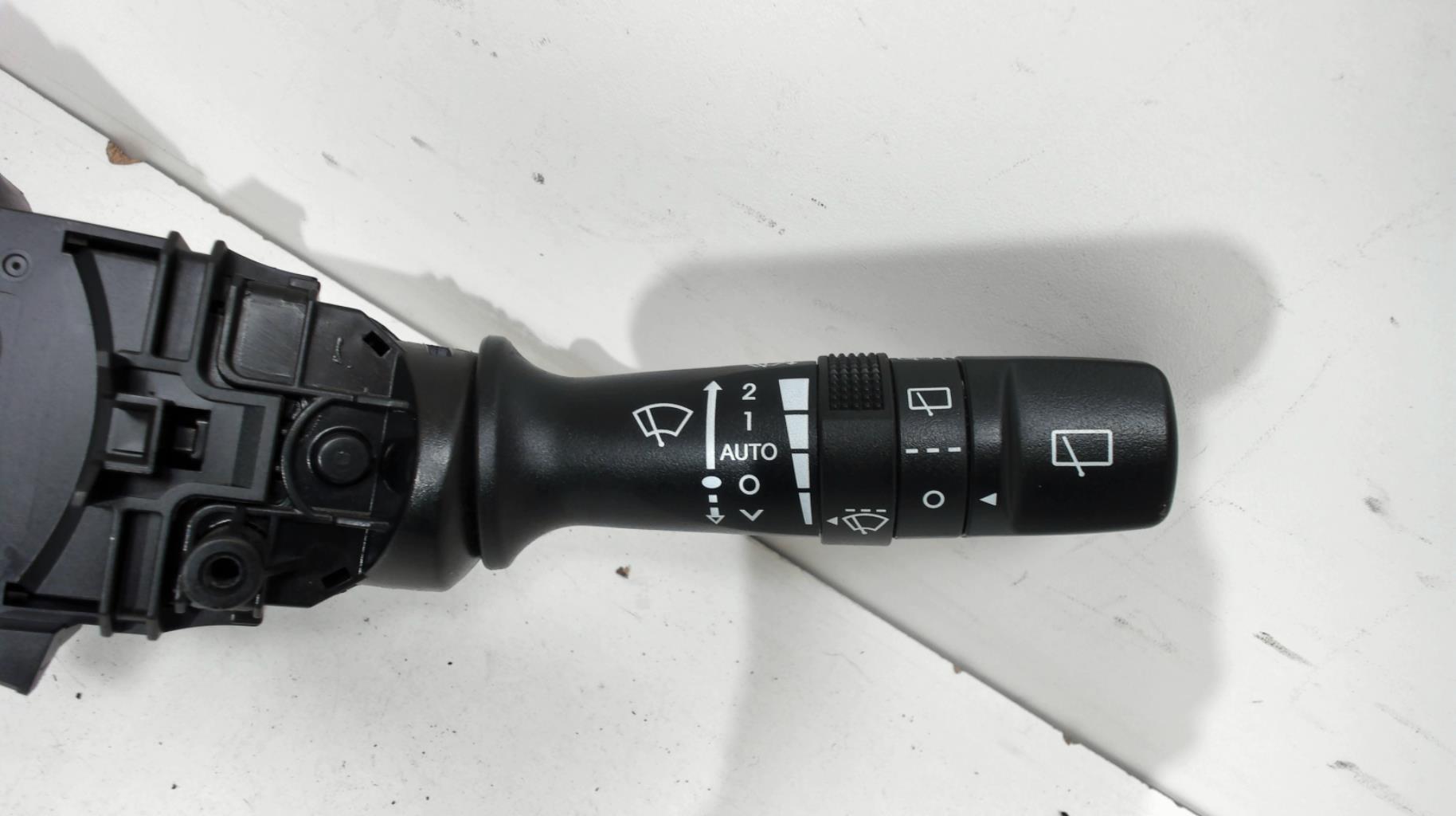 Image Com (Bloc Contacteur Tournant+Commodo Essuie Glace+Commodo Phare) - KIA RIO 3