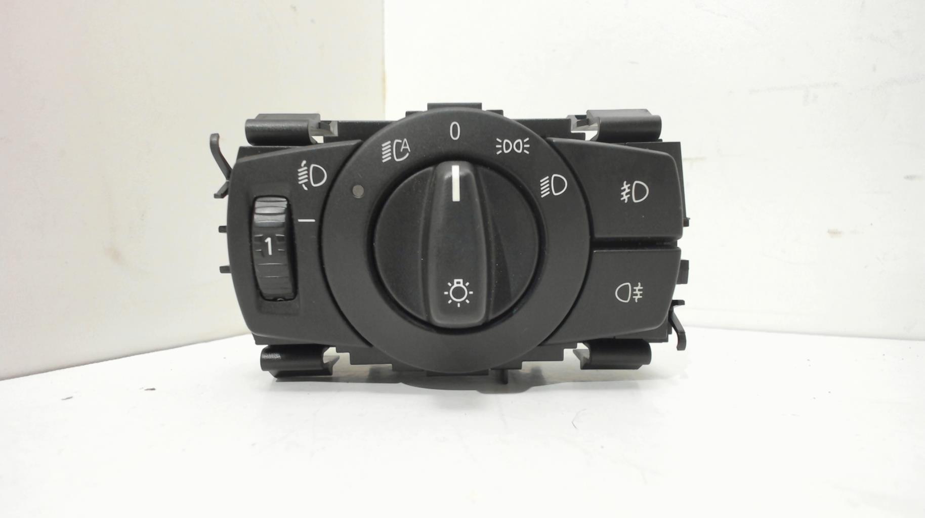 Commande de phare BMW SERIE 1 E81 Diesel - 1