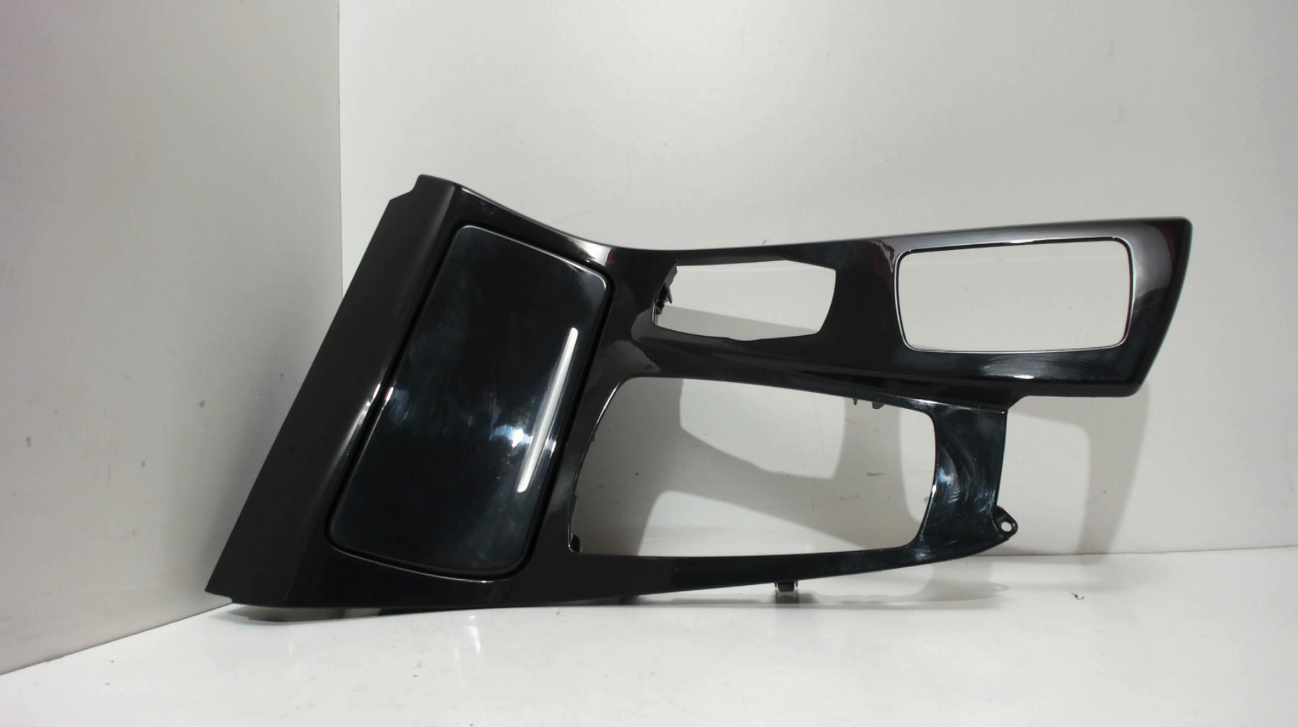 Console central (interieur plastique) BMW SERIE 5 F11 TOURING PHASE 2 BREAK Diesel - 1