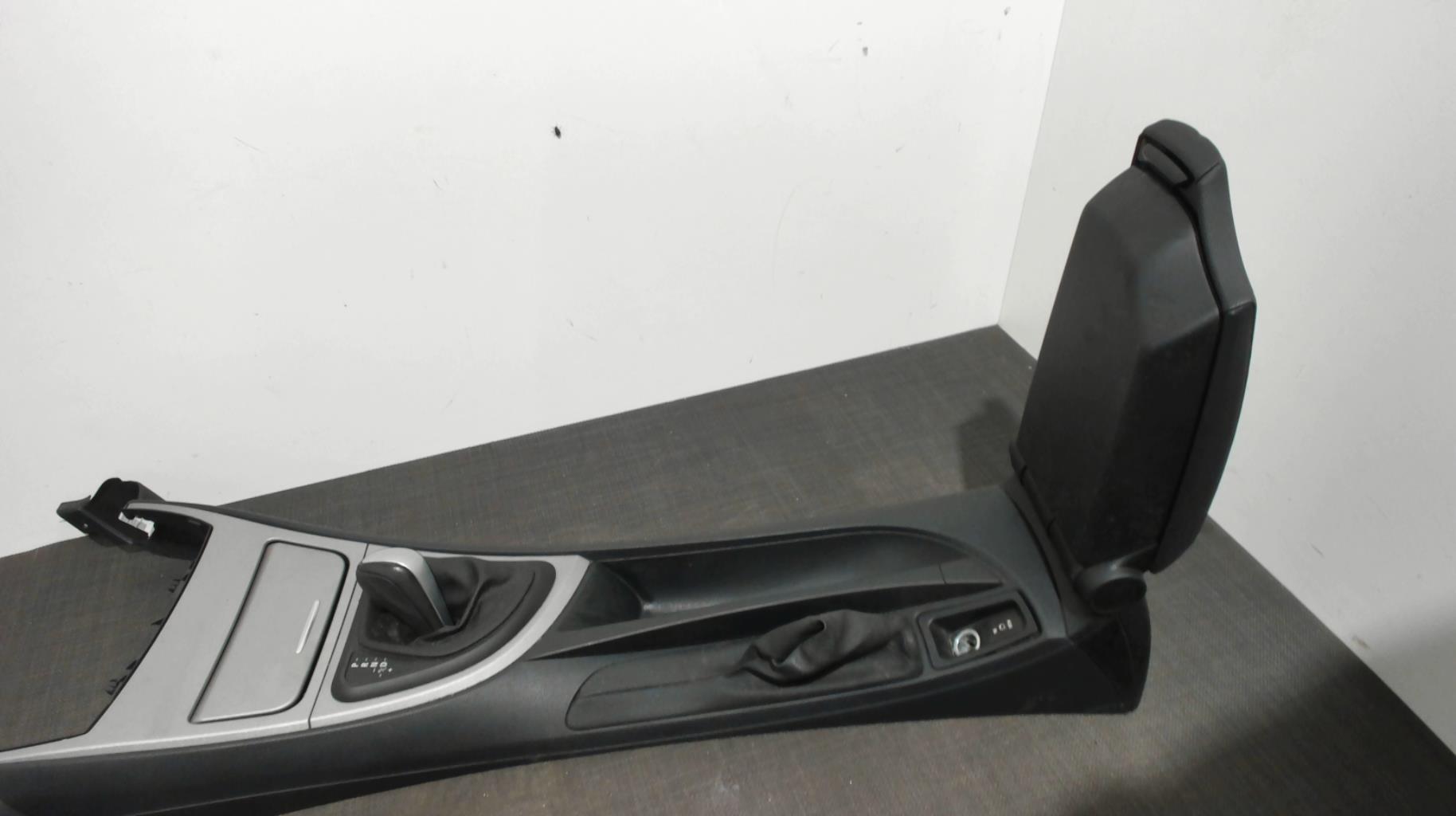 Image Interieur complet - BMW SERIE 1 E81