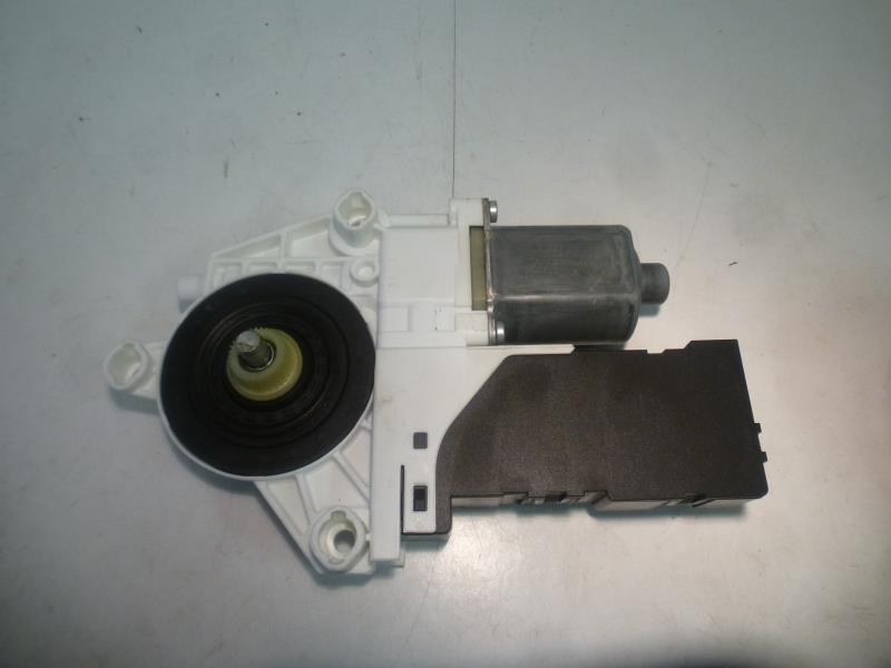 Image Moteur leve vitre avant droit - PEUGEOT 407