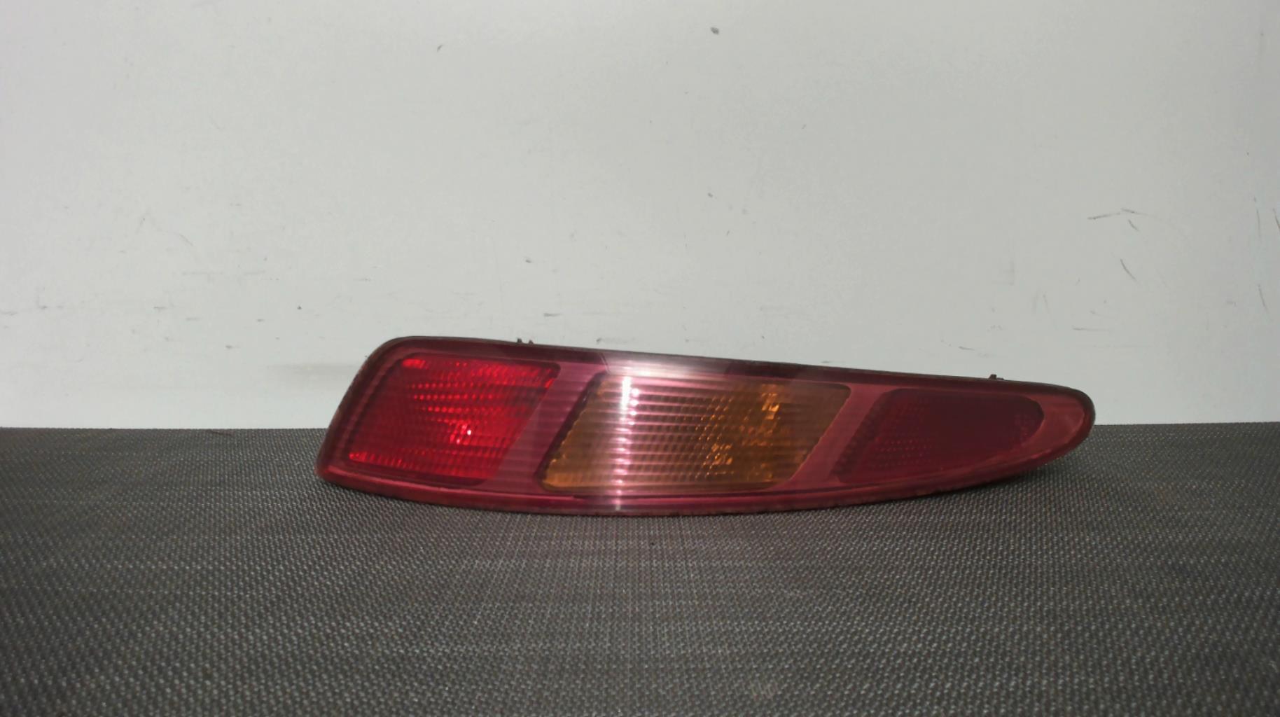 Image Feu arriere principal droit (feux) - ALFA ROMEO GT