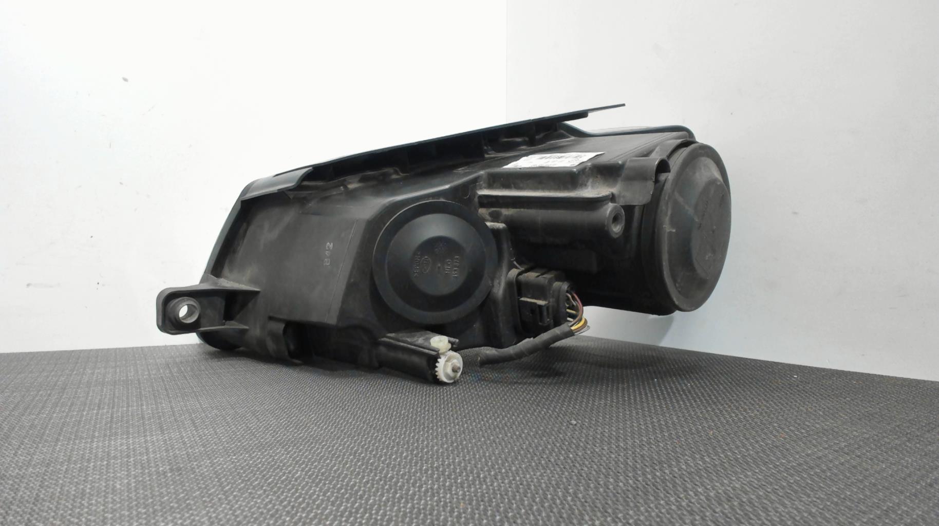 Image Optique avant principal droit (feux)(phare) - VOLKSWAGEN PASSAT 5