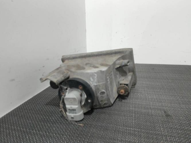 Image Anti brouillard gauche (feux) - TOYOTA RAV4 2