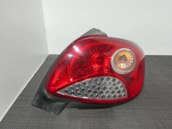 Image Feu arriere principal droit (feux) - PEUGEOT 206+