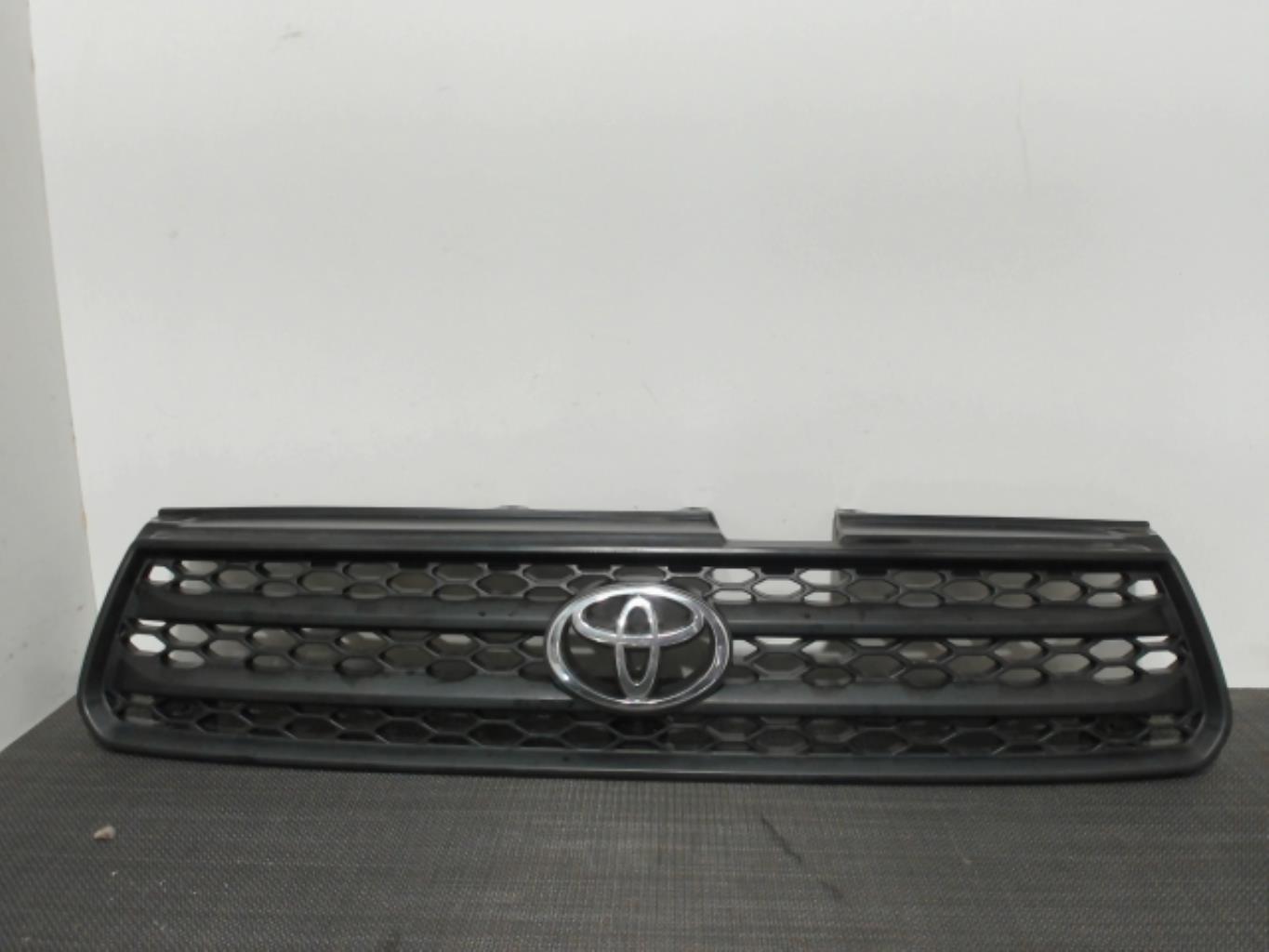 Grille de calandre TOYOTA RAV4 2 PHASE 1 Diesel - 1