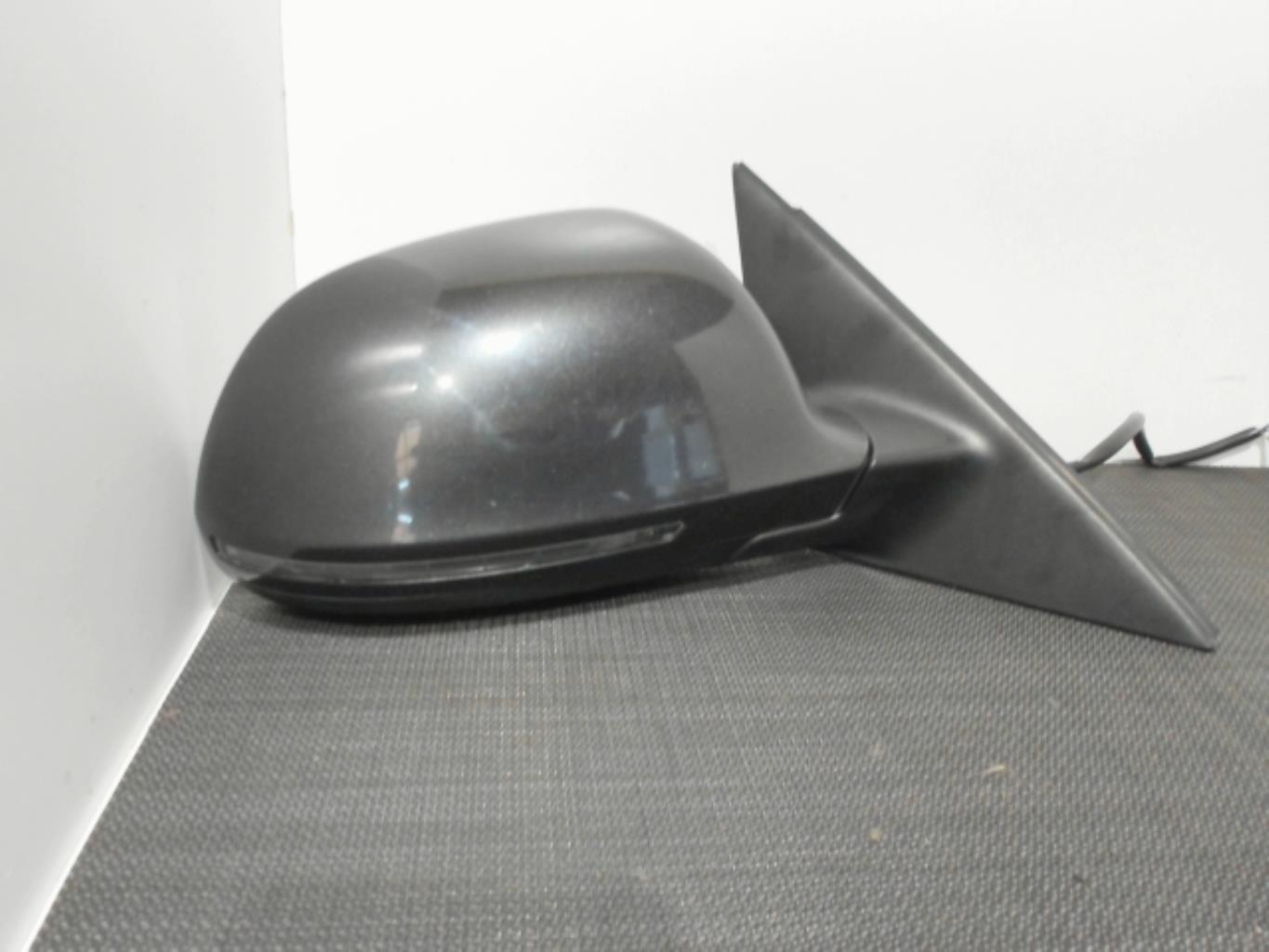 Retroviseur droit AUDI A4 3 AVANT PHASE 1 BREAK Essence - 1
