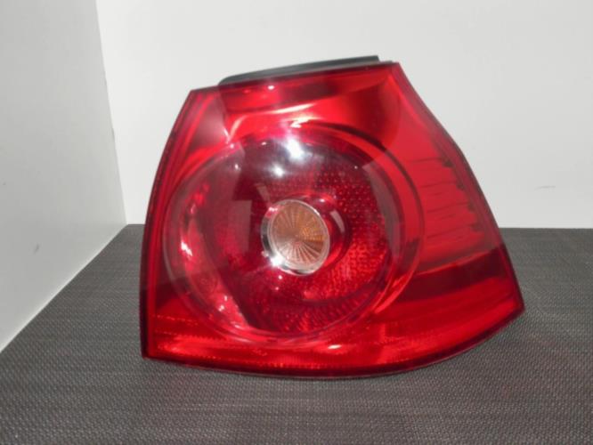 Image Feu arriere principal droit (feux) - VOLKSWAGEN GOLF 5