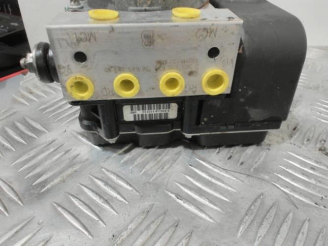 Image Bloc ABS (freins anti-blocage) - PEUGEOT 3008 1