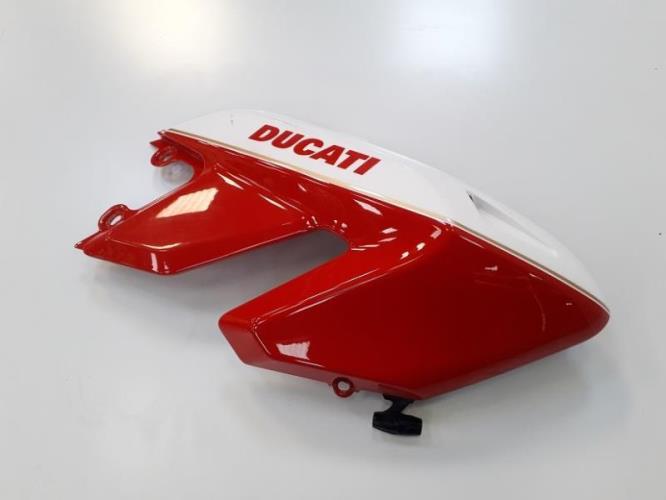 Image Flanc avant droit - DUCATI HM1100