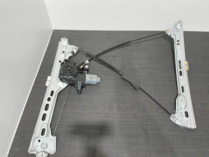 Image Leve vitre electrique avant droit - RENAULT MEGANE 4