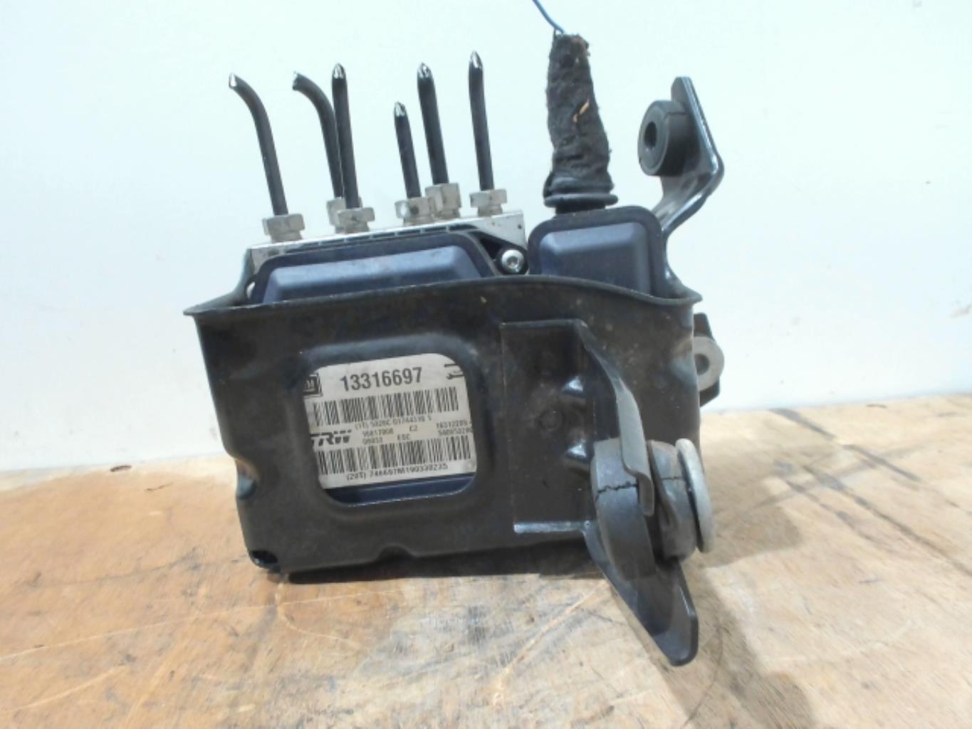 Bloc ABS (freins anti-blocage) OPEL INSIGNIA 1 PHASE 1 Diesel - 1