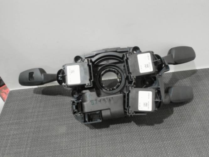 Image Com (Bloc Contacteur Tournant+Commodo Essuie Glace+Commodo Phare) - BMW SERIE 1 E81