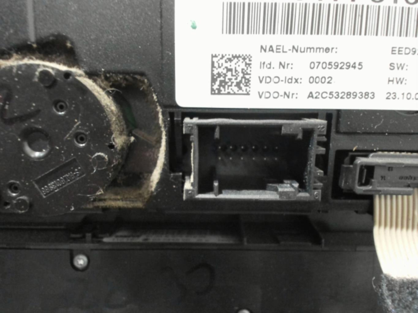 Commande chauffage BMW SERIE 1 E81 Diesel - 1