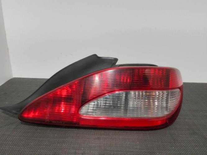 Image Feu arriere principal droit (feux) - PEUGEOT 406