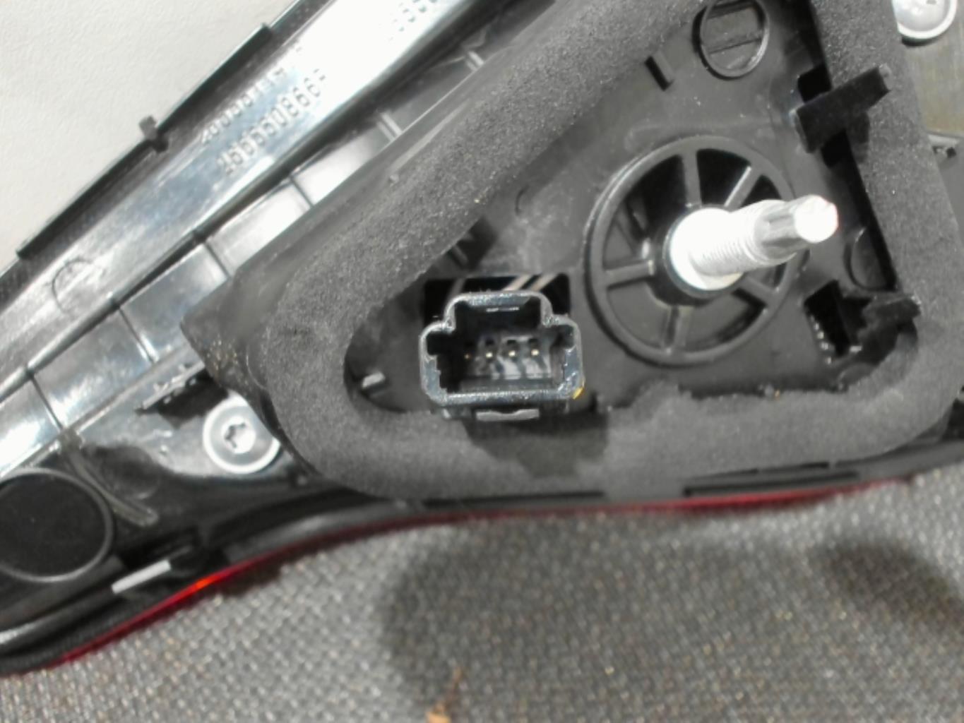 Feu arriere secondaire gauche (feux) RENAULT CLIO 5 Essence - 1