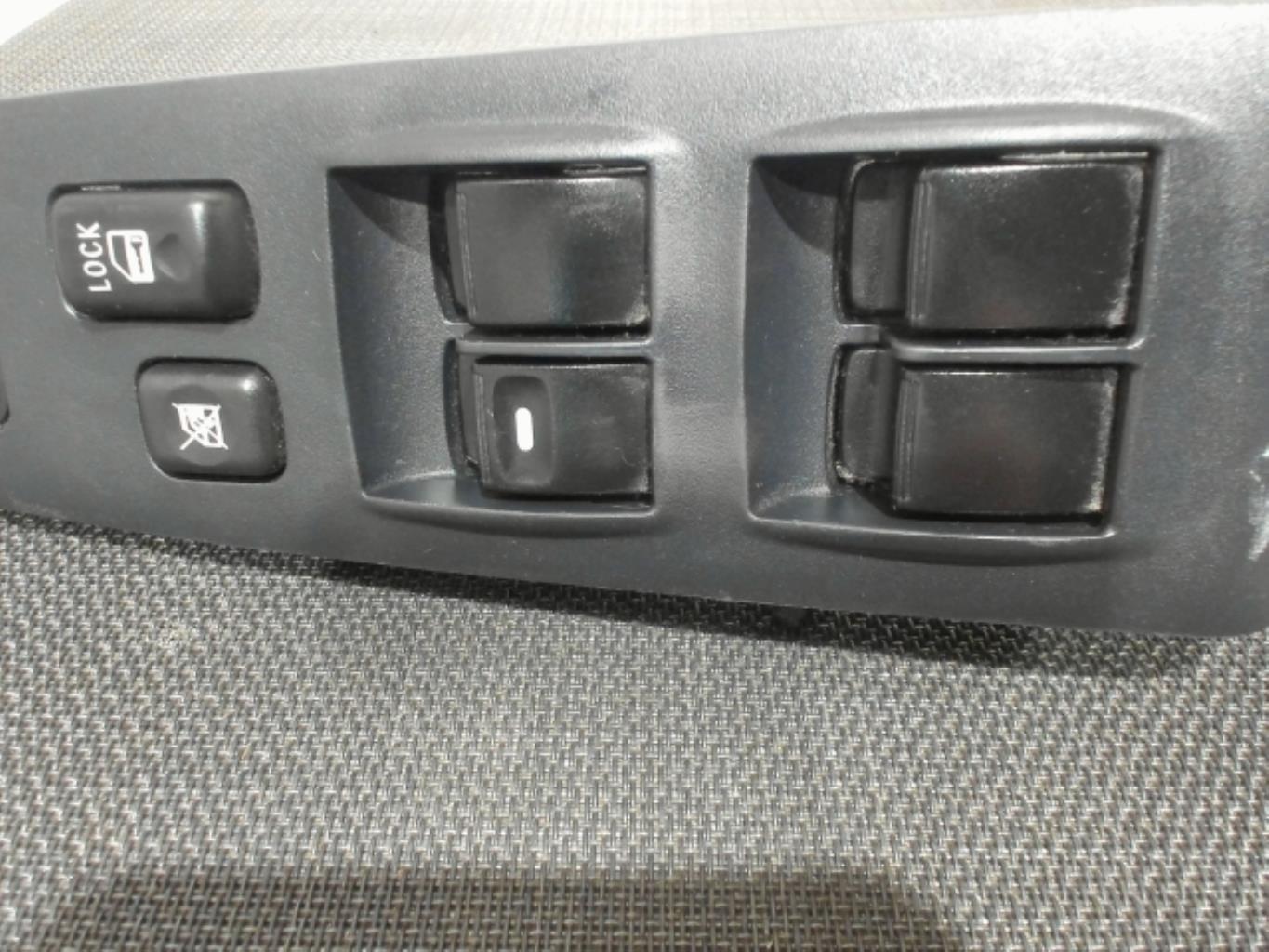 Interrupteur de leve vitre PEUGEOT 4007 Diesel - 1