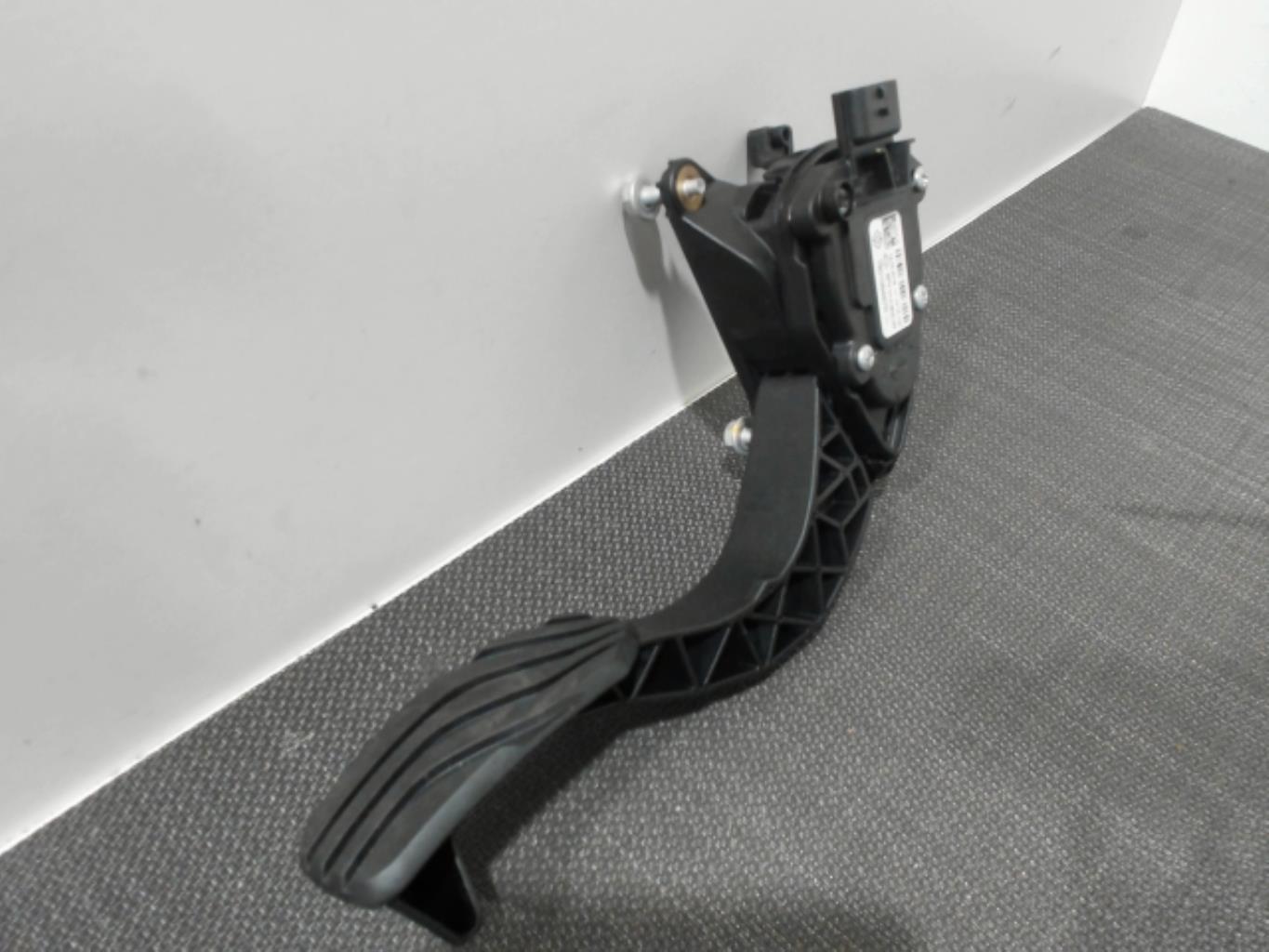 Pedale d'accelerateur RENAULT CLIO 5 Essence - 1