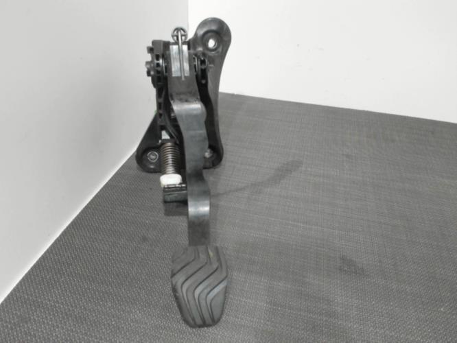 Image Pedale d'embrayage - RENAULT CLIO 5