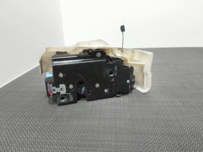 Image Serrure avant gauche - VOLKSWAGEN GOLF 5