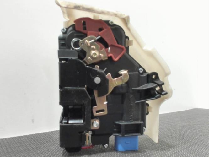 Image Serrure avant gauche - VOLKSWAGEN GOLF 5