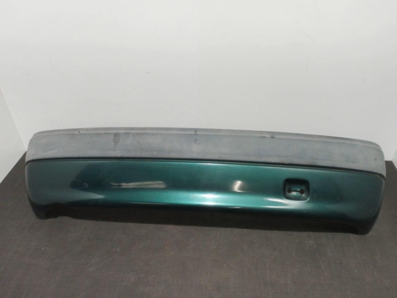 Image Pare choc arriere - CITROEN SAXO