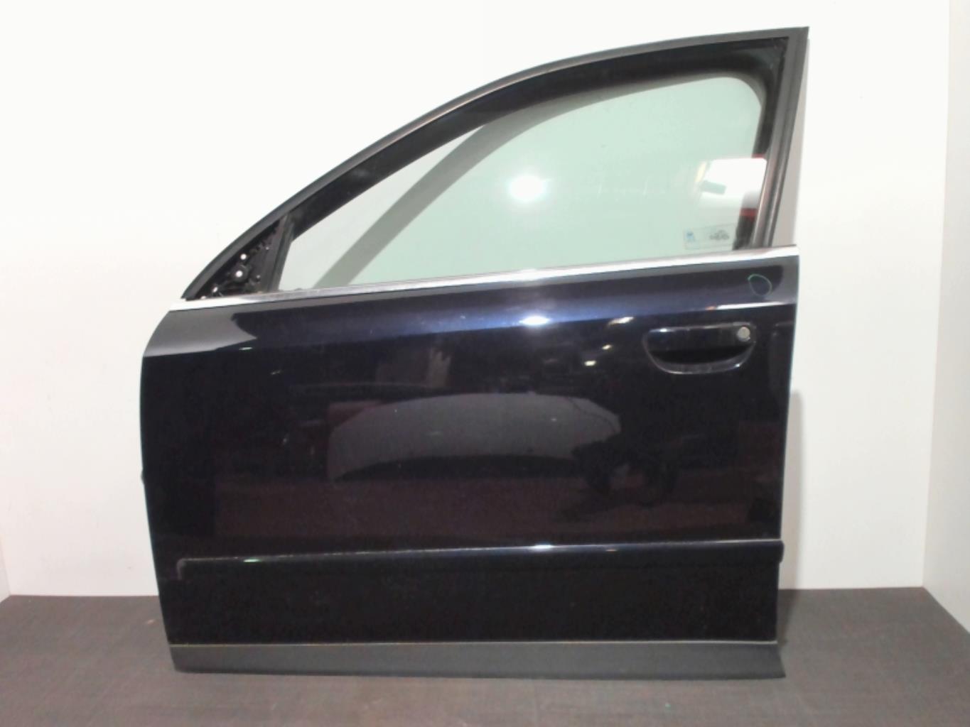 Porte avant gauche AUDI A4 2 PHASE 1 Diesel - 1