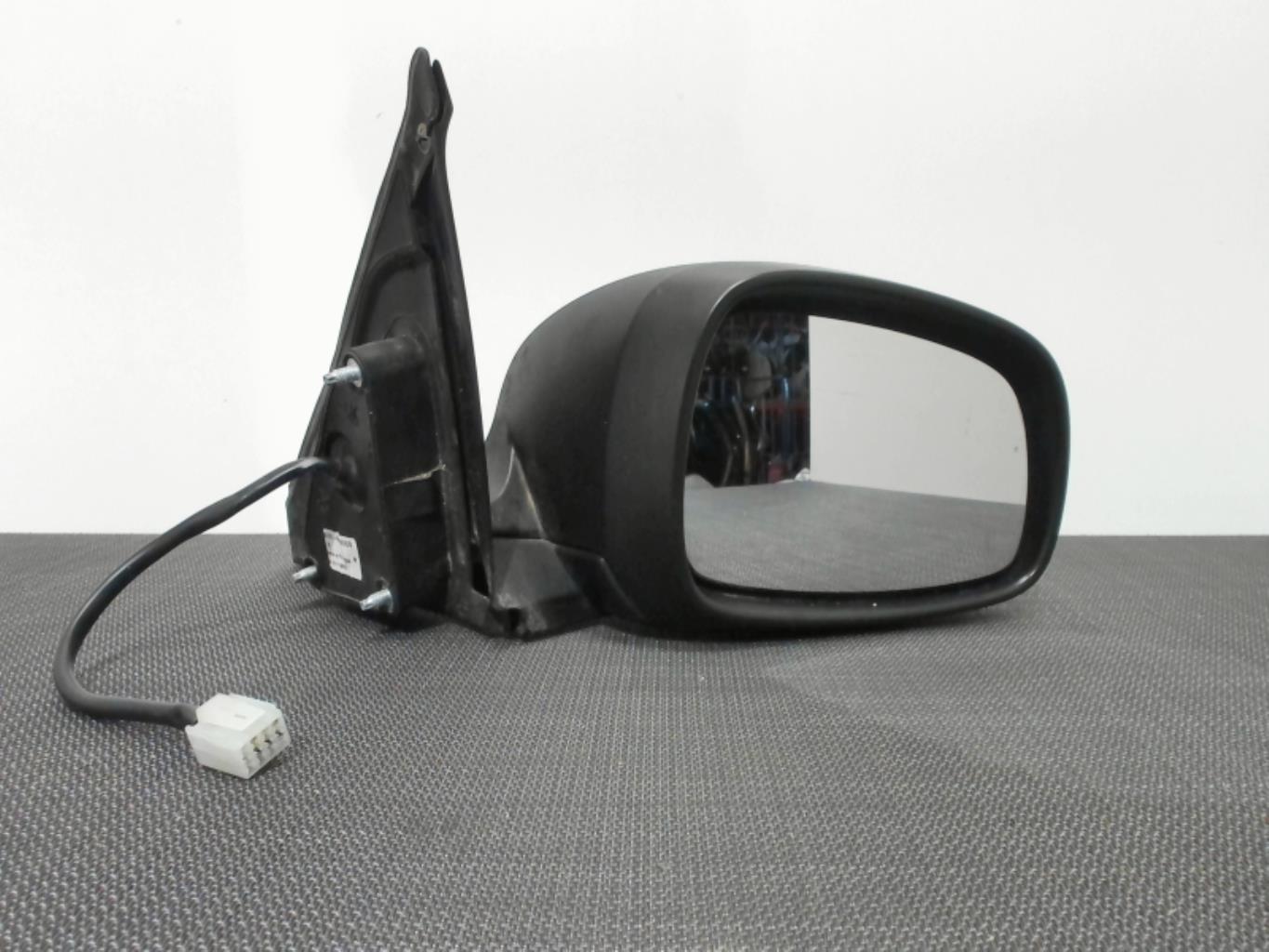 Retroviseur droit SUZUKI SWIFT 3 Essence - 1