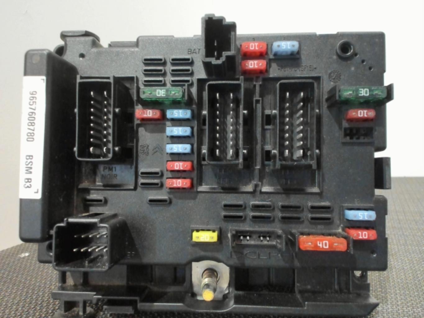 Image Boitier servitude moteur (BSM) - PEUGEOT 307