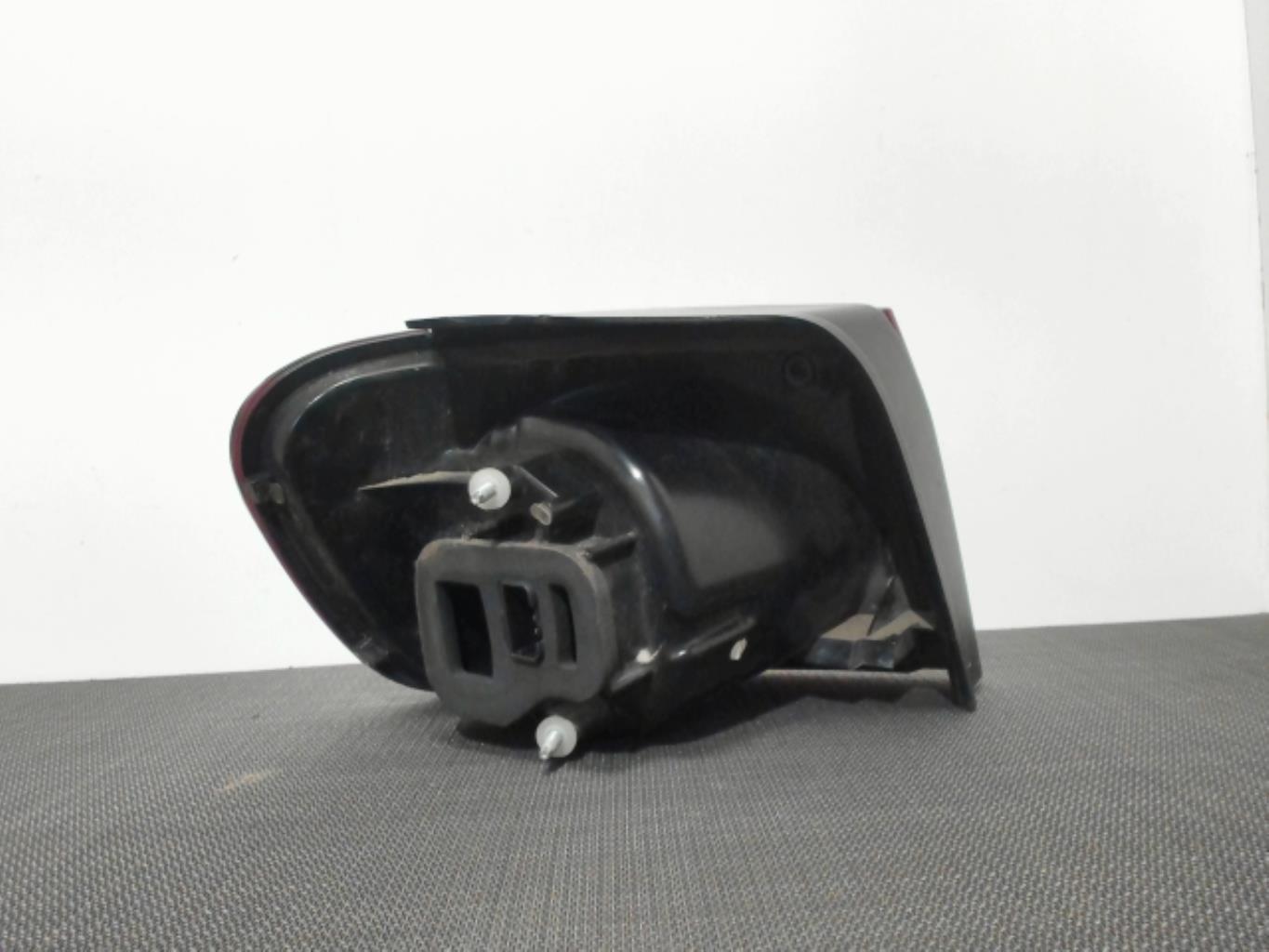Feu arriere principal droit (feux) VOLKSWAGEN GOLF PLUS PHASE 1  - 1