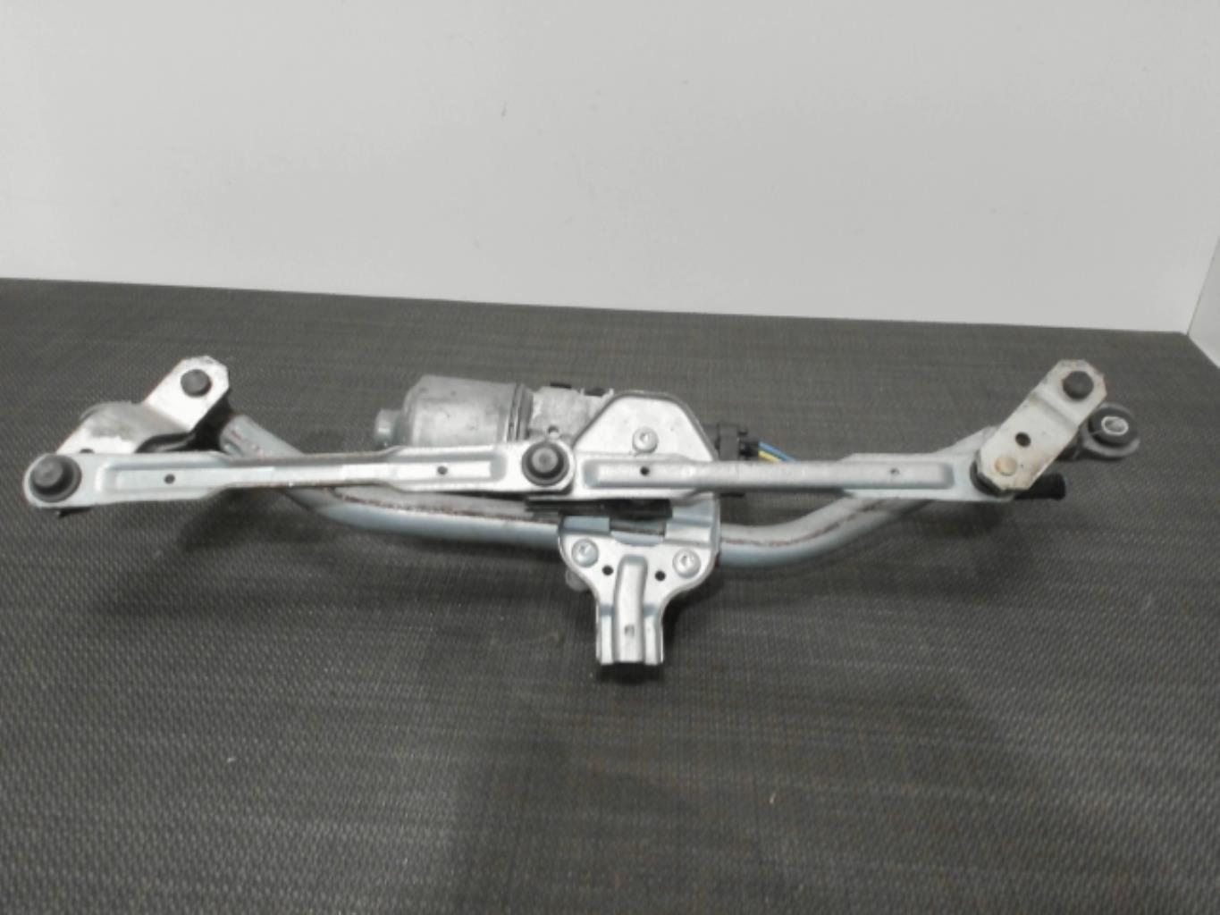 Image Moteur essuie glace avant - PEUGEOT 208 1