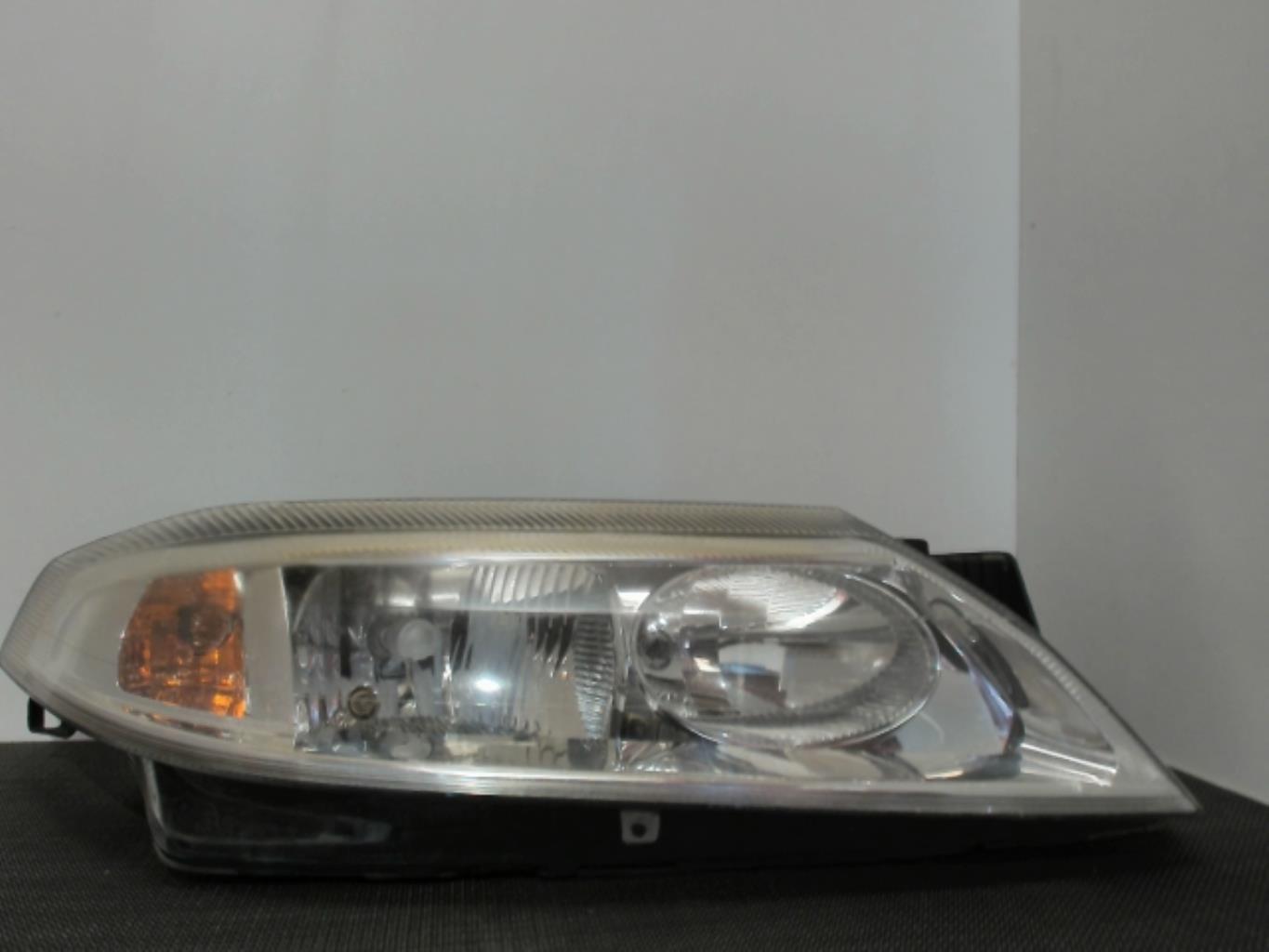 Image Optique avant principal droit (feux)(phare) - RENAULT LAGUNA 2
