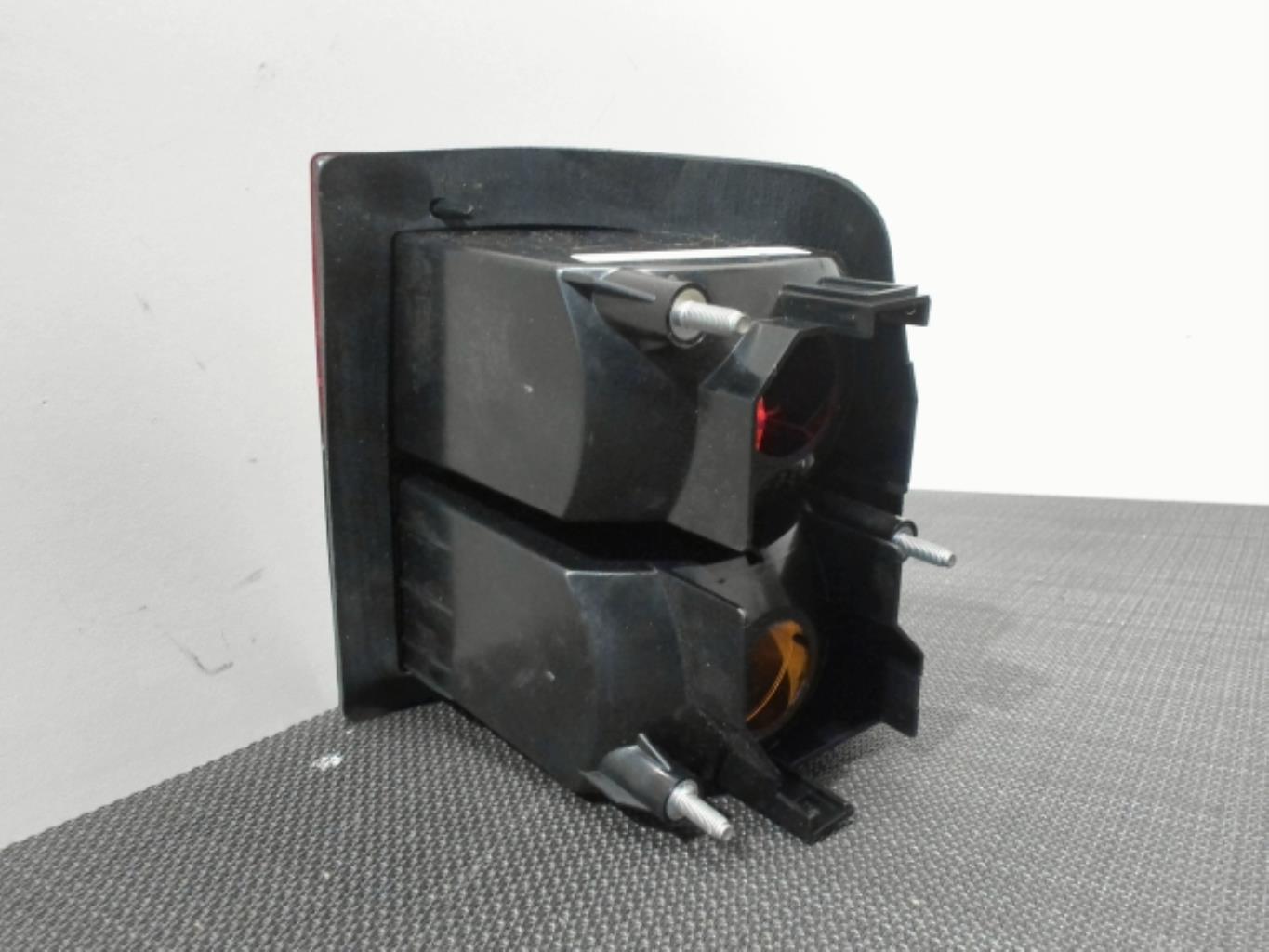Image Feu arriere principal gauche (feux) - SEAT TOLEDO 3