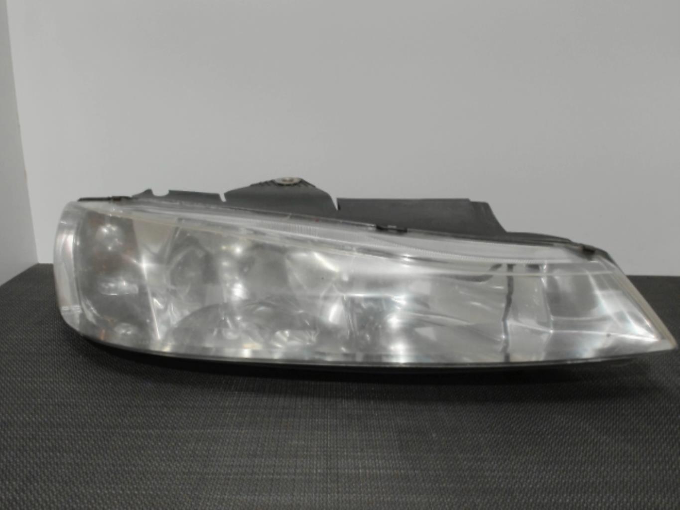 Image Optique avant principal droit (feux)(phare) - PEUGEOT 406
