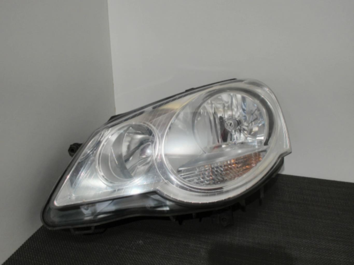 Image Optique avant principal gauche (feux)(phare) - VOLKSWAGEN POLO 4