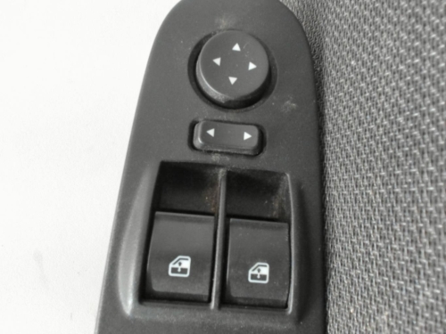 Image Interrupteur de leve vitre avant gauche - FIAT PUNTO EVO 3