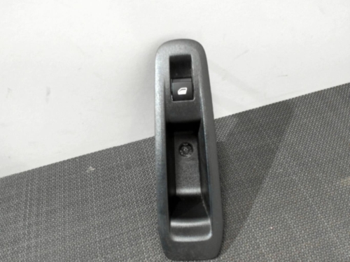 Image Interrupteur de leve vitre avant droit - PEUGEOT 308 2
