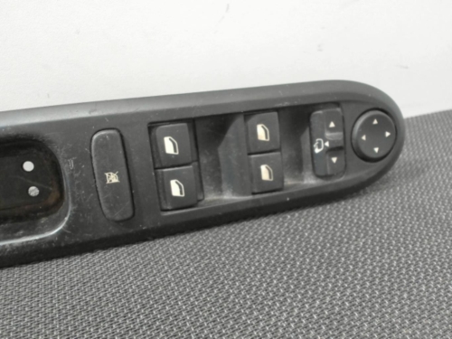 Image Interrupteur de leve vitre avant gauche - PEUGEOT 407