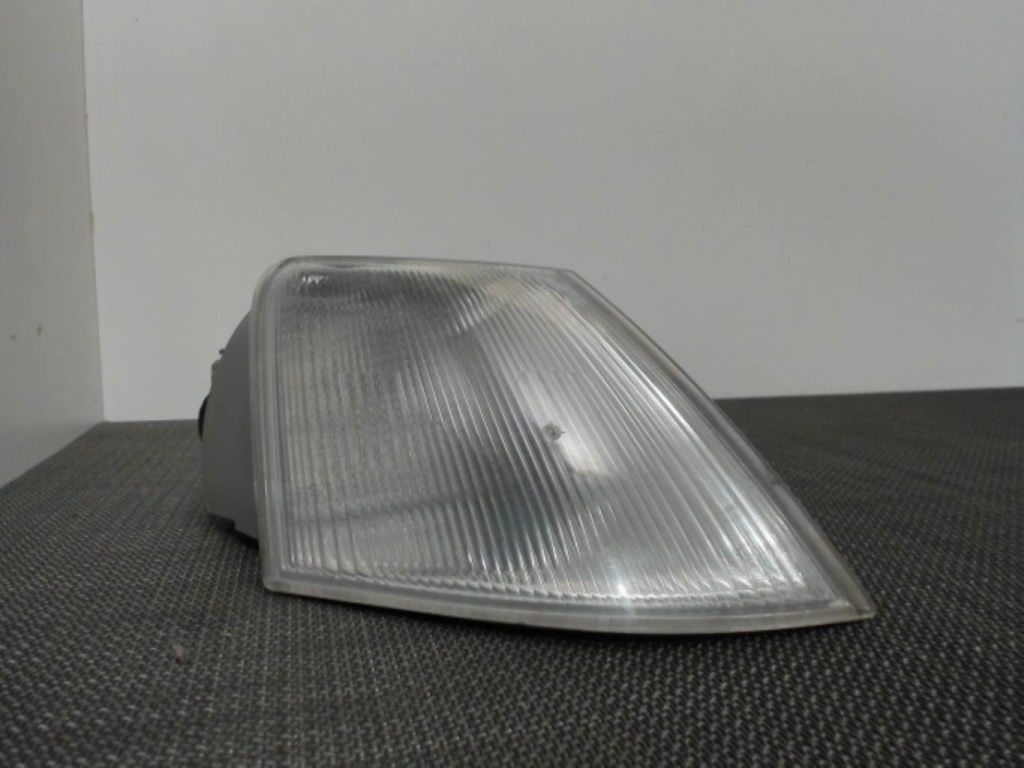 Image Optique avant secondaire droit (feux)(clignotant) - CITROEN XANTIA