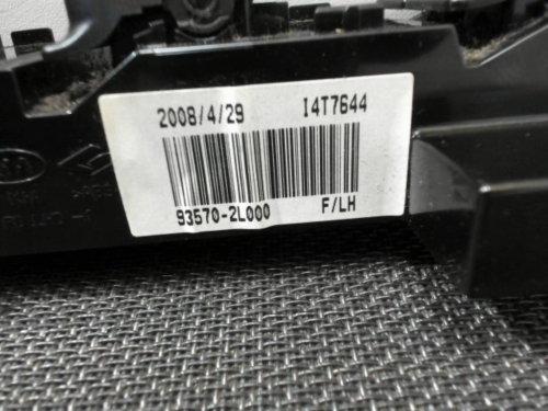 Image Interrupteur de leve vitre avant gauche - HYUNDAI I 30 1