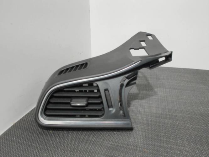 Image Aerateur tableau de bord avant gauche - RENAULT KADJAR