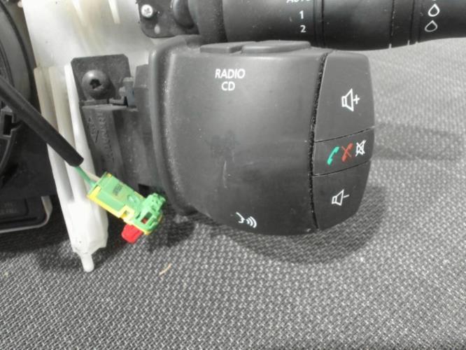 Image Com (Bloc Contacteur Tournant+Commodo Essuie Glace+Commodo Phare) - RENAULT LAGUNA 3