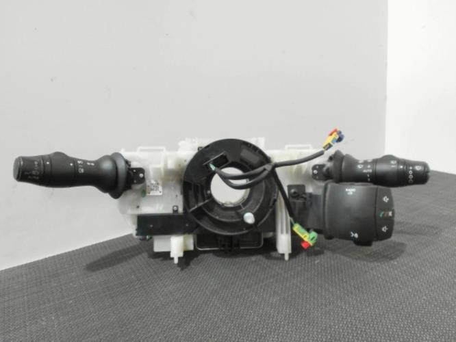 Image Com (Bloc Contacteur Tournant+Commodo Essuie Glace+Commodo Phare) - RENAULT LAGUNA 3