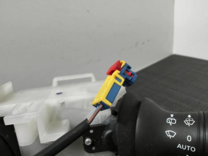 Image Com (Bloc Contacteur Tournant+Commodo Essuie Glace+Commodo Phare) - RENAULT LAGUNA 3