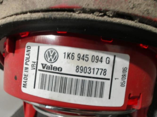 Image Feu arriere secondaire droit (feux) - VOLKSWAGEN GOLF 5