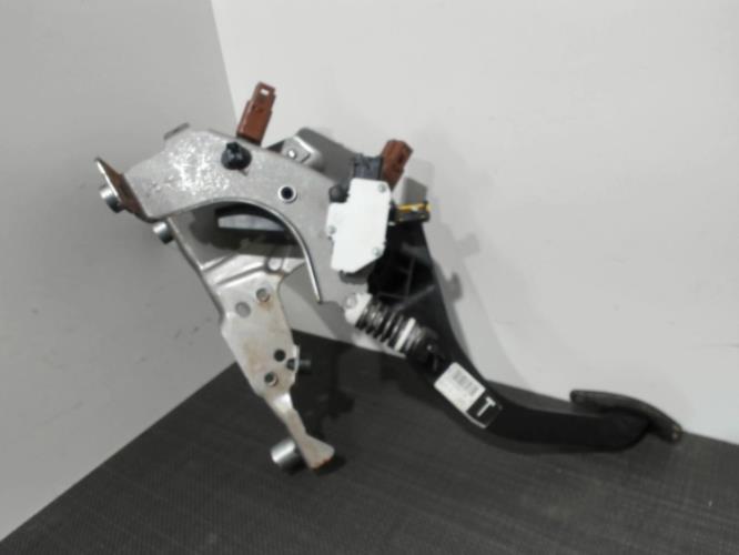 Image Pedale d'embrayage - RENAULT KADJAR