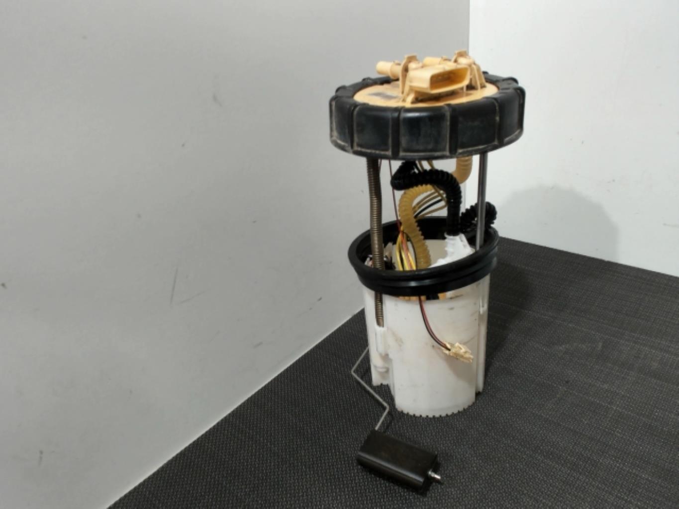 Pompe à carburant RENAULT KADJAR PHASE 1 Diesel - 1
